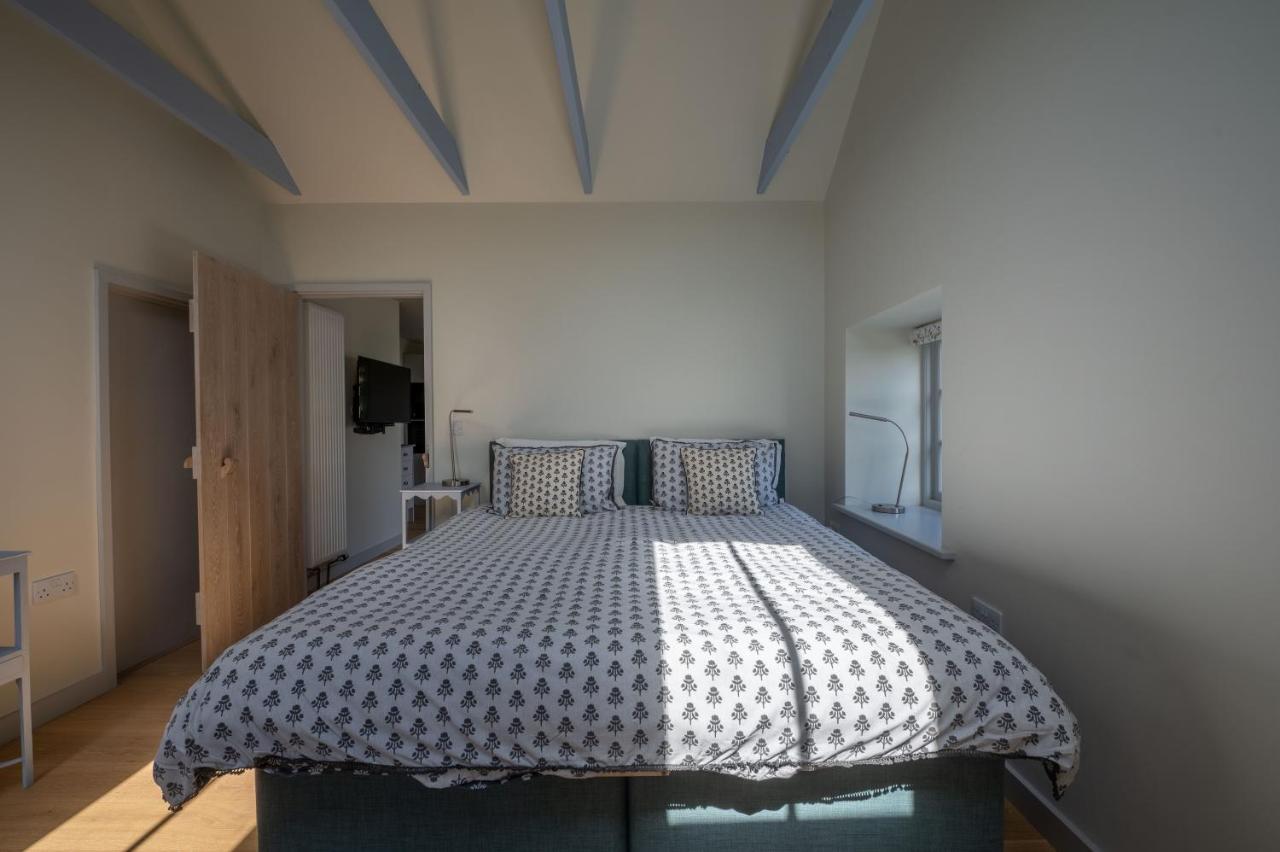 Converted Hay-Loft With Stunning Countryside Views Haverfordwest Luaran gambar