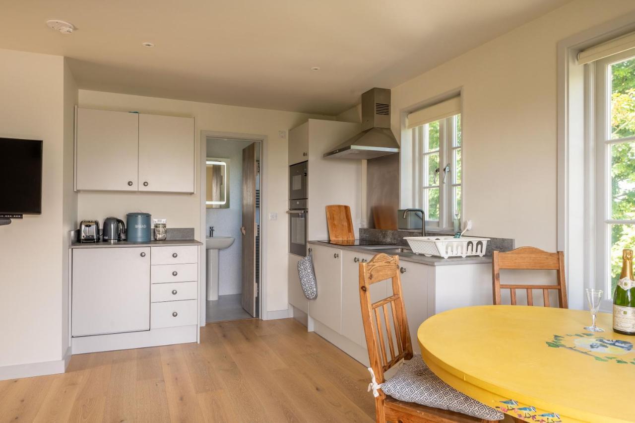 Converted Hay-Loft With Stunning Countryside Views Haverfordwest Luaran gambar